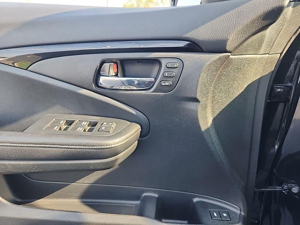 used 2020 Honda Pilot car, priced at $21,900