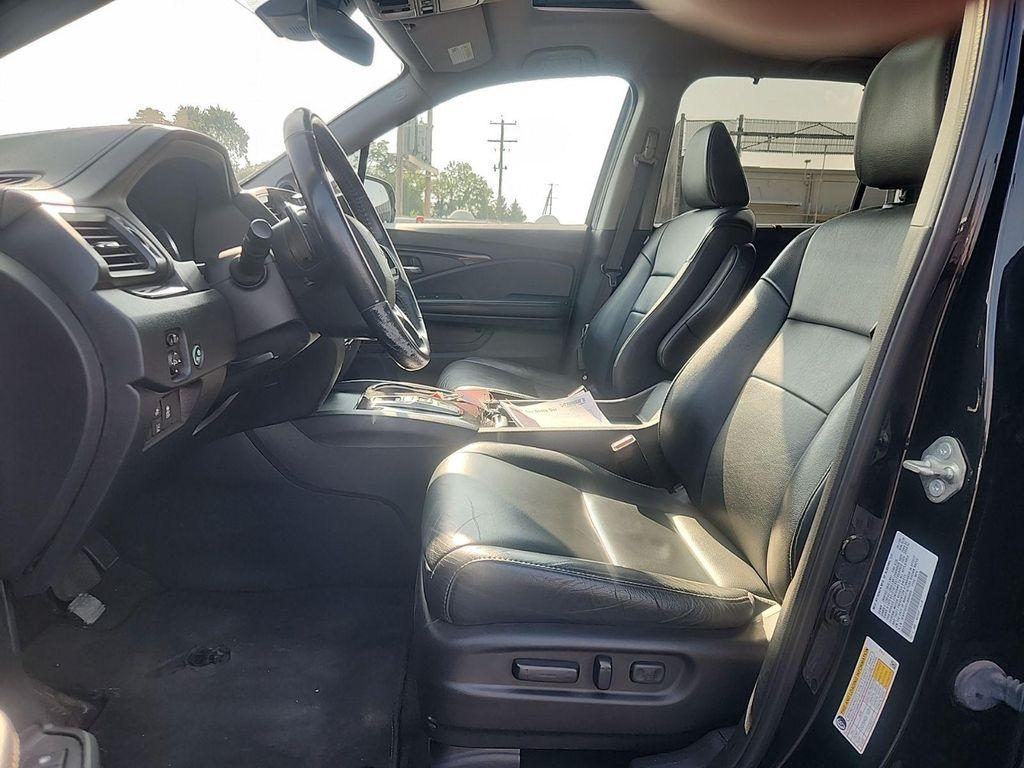 used 2020 Honda Pilot car, priced at $21,900