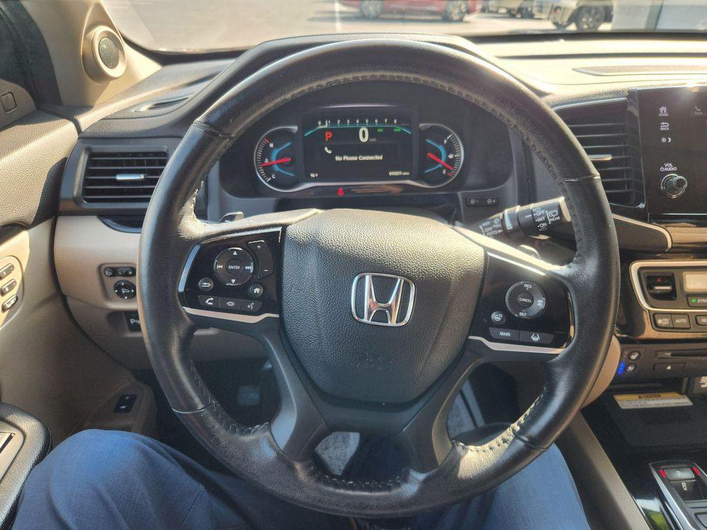 used 2021 Honda Pilot car, priced at $33,800