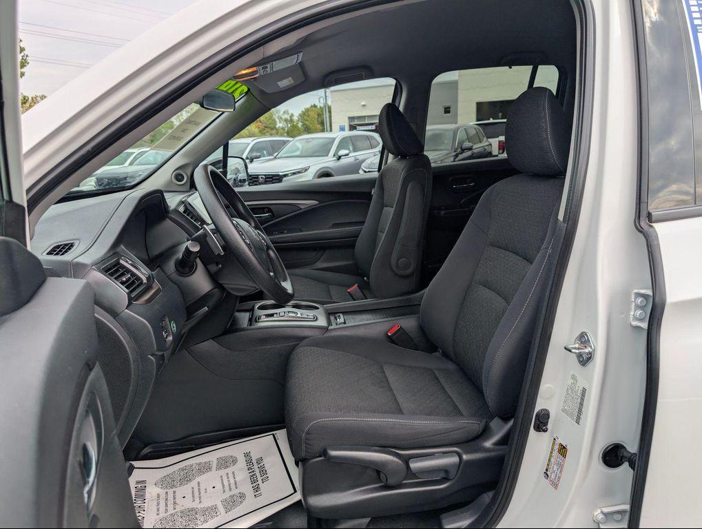 used 2023 Honda Ridgeline car, priced at $29,900