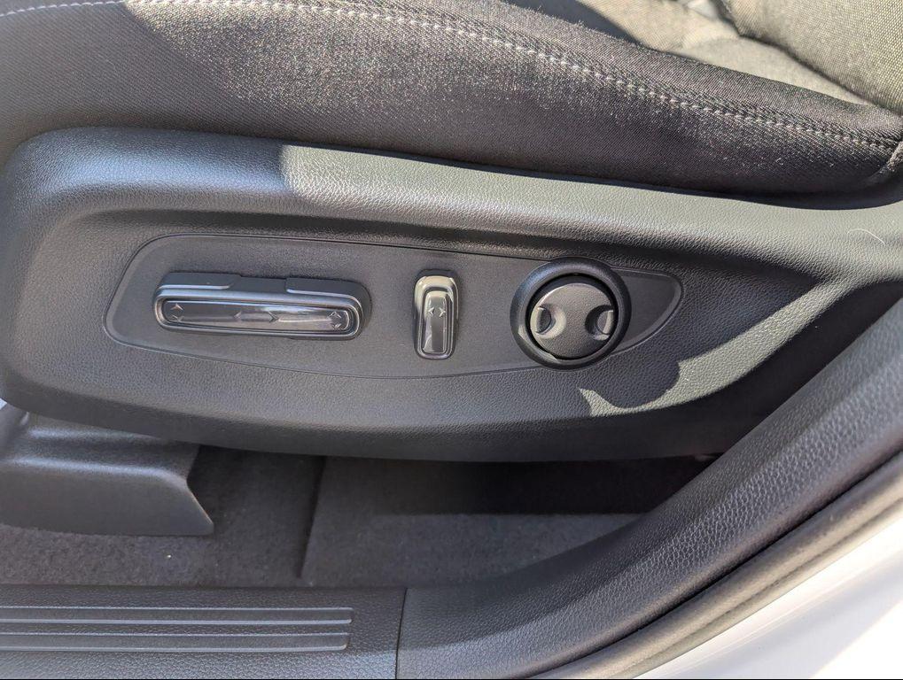 used 2023 Honda CR-V car, priced at $30,400