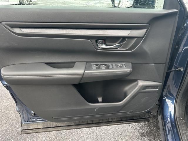 used 2025 Honda CR-V car, priced at $34,500