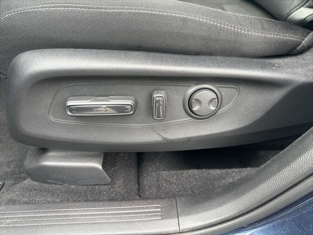 used 2025 Honda CR-V car, priced at $34,500