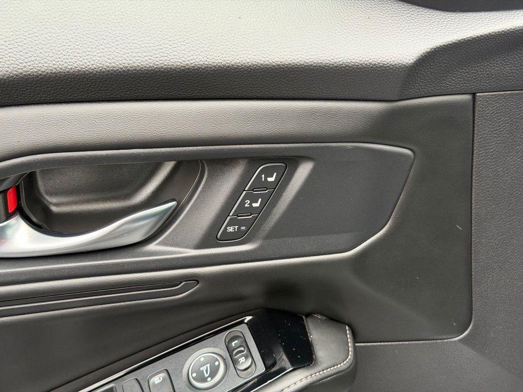 used 2023 Honda Accord Hybrid car, priced at $30,900