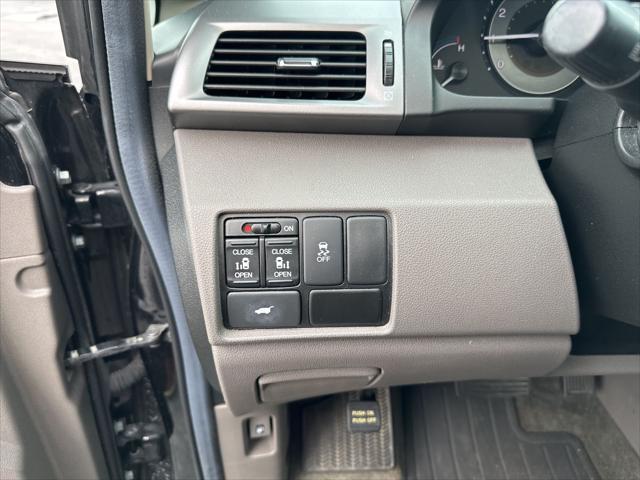 used 2013 Honda Odyssey car, priced at $14,900