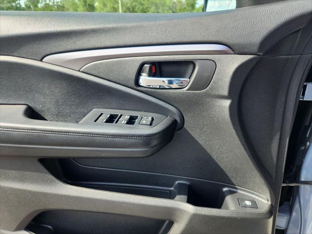 used 2022 Honda Pilot car, priced at $29,900