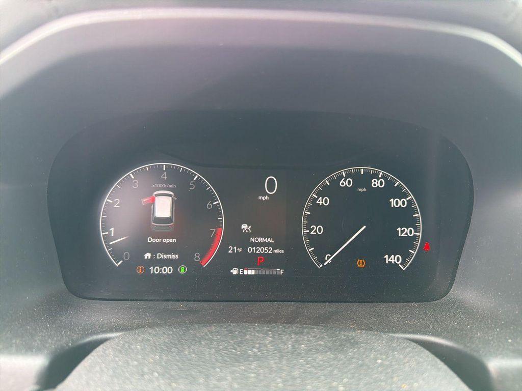 used 2025 Honda Odyssey car, priced at $43,400