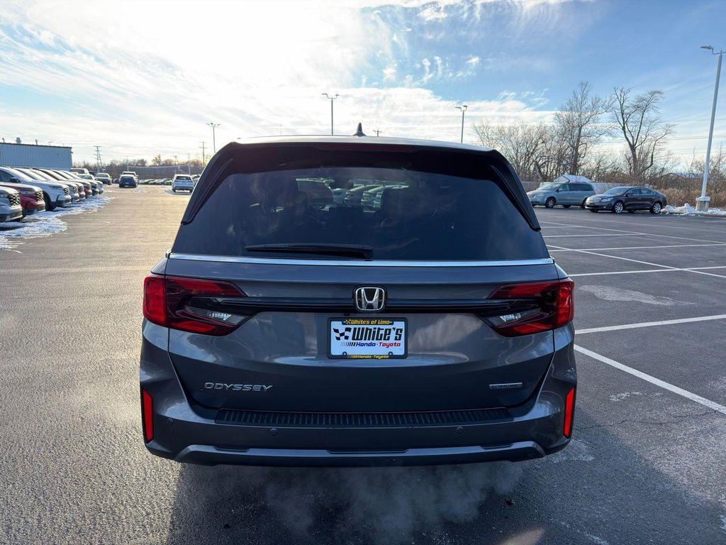 used 2025 Honda Odyssey car, priced at $43,400