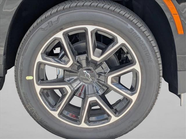new 2026 Chevrolet Suburban car, priced at $78,125