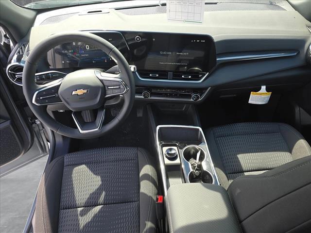 new 2026 Chevrolet Equinox car, priced at $28,679