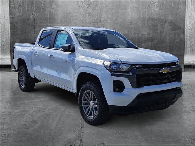 new 2024 Chevrolet Colorado car, priced at $29,980