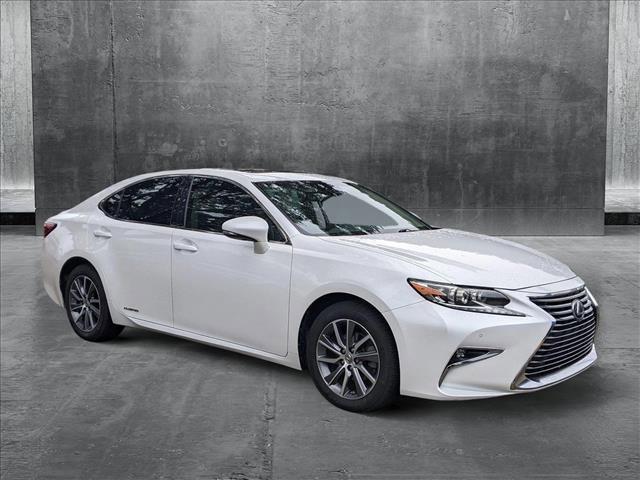 used 2017 Lexus ES 300h car, priced at $23,985