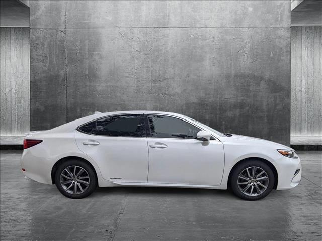 used 2017 Lexus ES 300h car, priced at $23,985