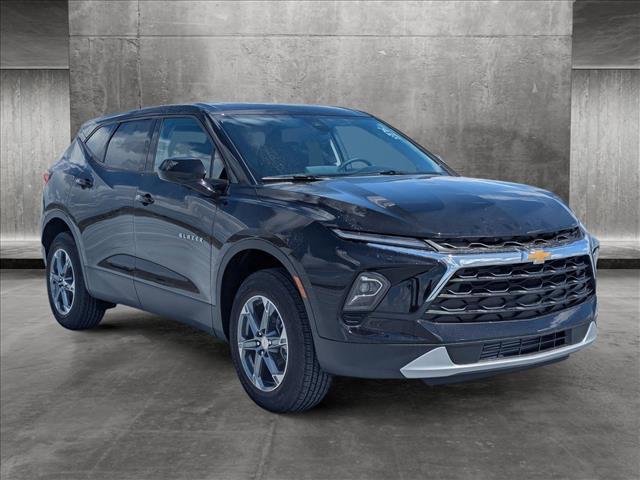 new 2025 Chevrolet Blazer car, priced at $30,795