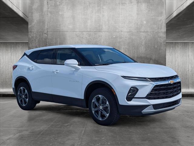 new 2025 Chevrolet Blazer car, priced at $29,795