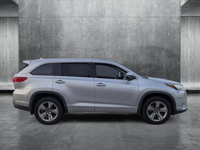used 2017 Toyota Highlander Hybrid car, priced at $20,995