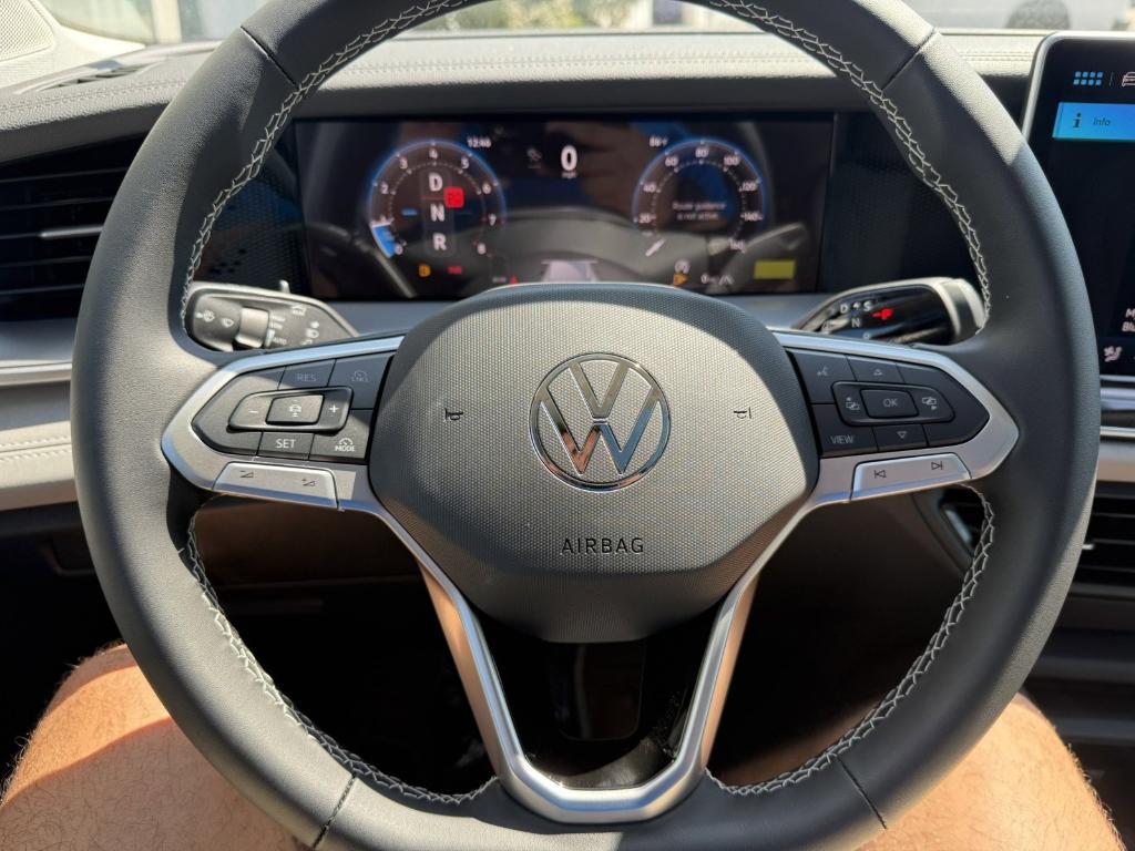 new 2025 Volkswagen Tiguan car, priced at $35,110