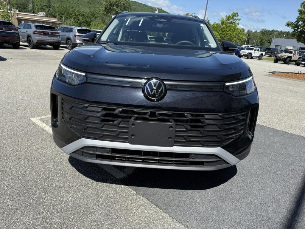 new 2025 Volkswagen Tiguan car, priced at $30,360