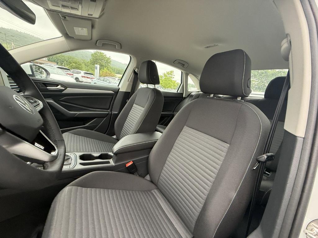 new 2025 Volkswagen Jetta car, priced at $22,875