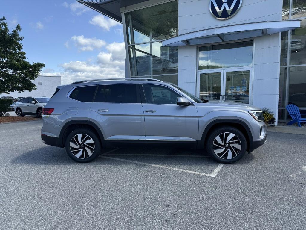 new 2025 Volkswagen Atlas car, priced at $47,826