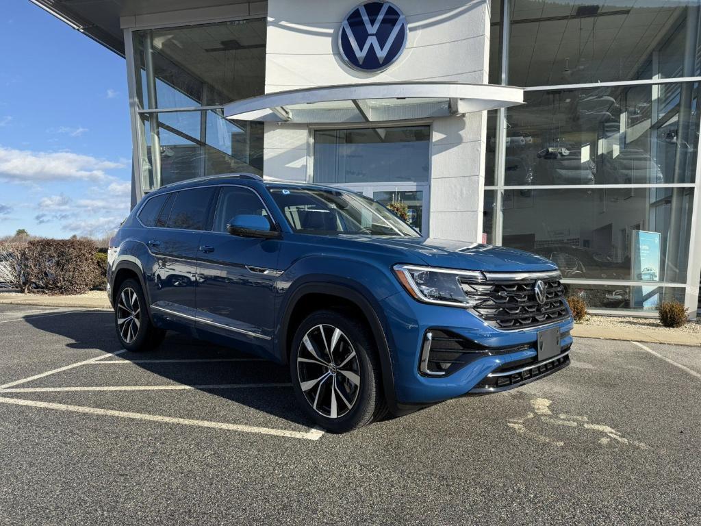 new 2025 Volkswagen Atlas car, priced at $52,536