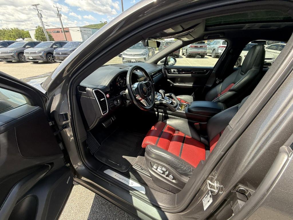 used 2020 Porsche Cayenne car, priced at $49,995