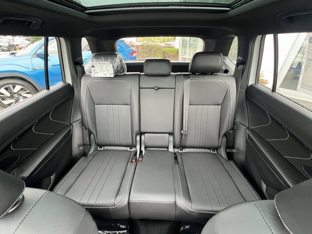 used 2024 Volkswagen Tiguan car, priced at $32,995