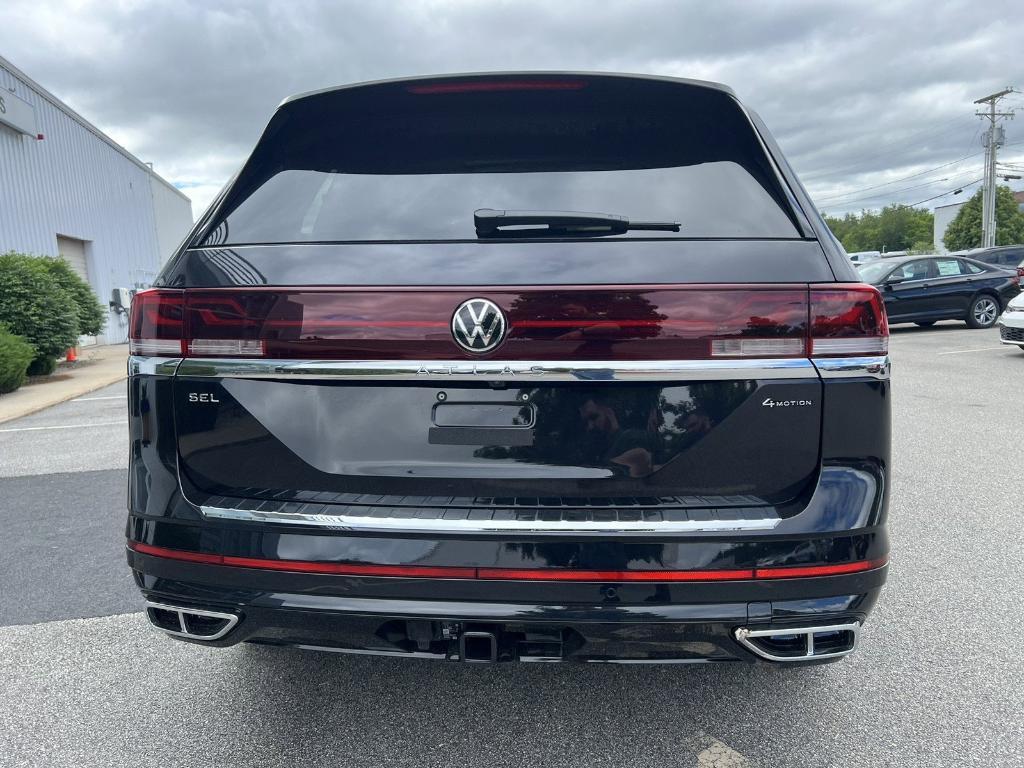 new 2024 Volkswagen Atlas car, priced at $48,709