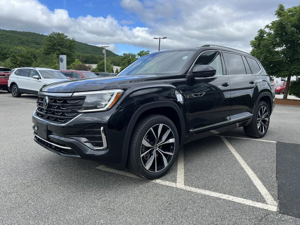 new 2024 Volkswagen Atlas car, priced at $48,709