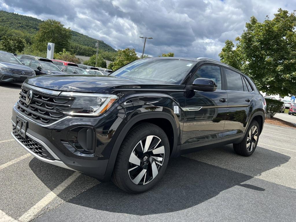 new 2024 Volkswagen Atlas Cross Sport car, priced at $39,741