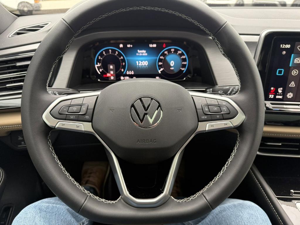 new 2026 Volkswagen Atlas Cross Sport car, priced at $46,417