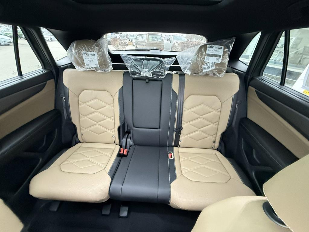 new 2026 Volkswagen Atlas Cross Sport car, priced at $46,417