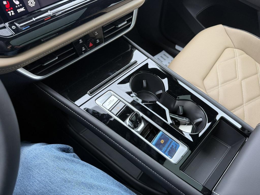 new 2026 Volkswagen Atlas Cross Sport car, priced at $46,417