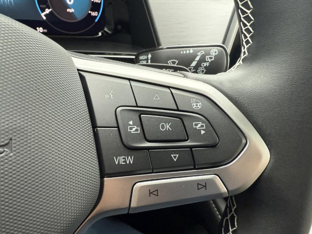 new 2026 Volkswagen Atlas Cross Sport car, priced at $46,417