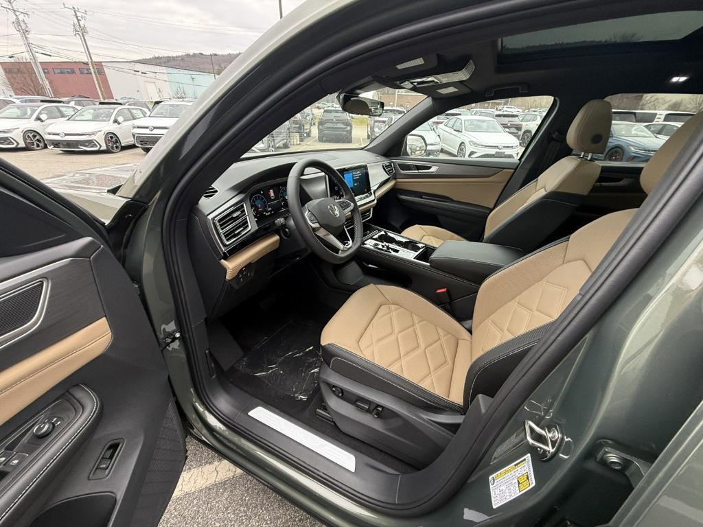 new 2026 Volkswagen Atlas Cross Sport car, priced at $46,417