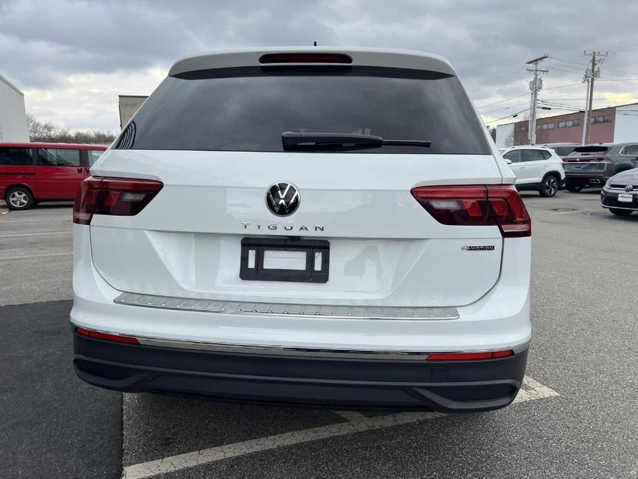 new 2024 Volkswagen Tiguan car, priced at $31,756