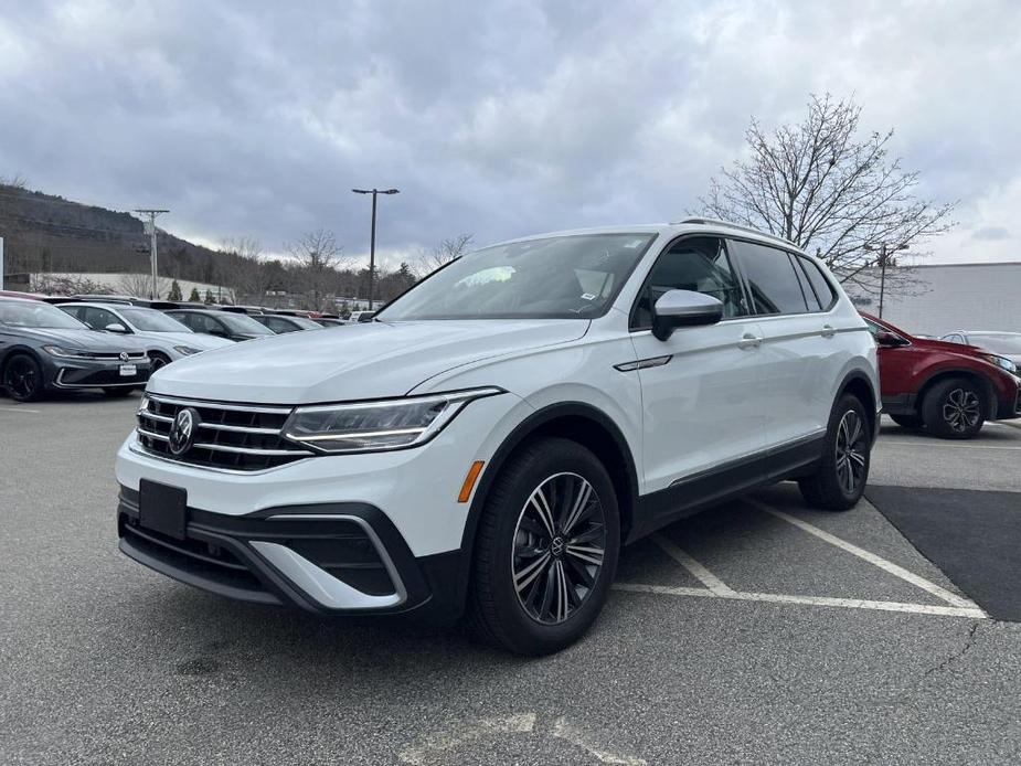 new 2024 Volkswagen Tiguan car, priced at $31,756