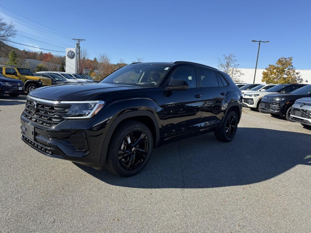 new 2026 Volkswagen Atlas Cross Sport car, priced at $50,697
