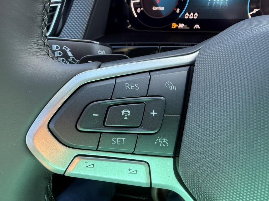 new 2026 Volkswagen Atlas Cross Sport car, priced at $50,697