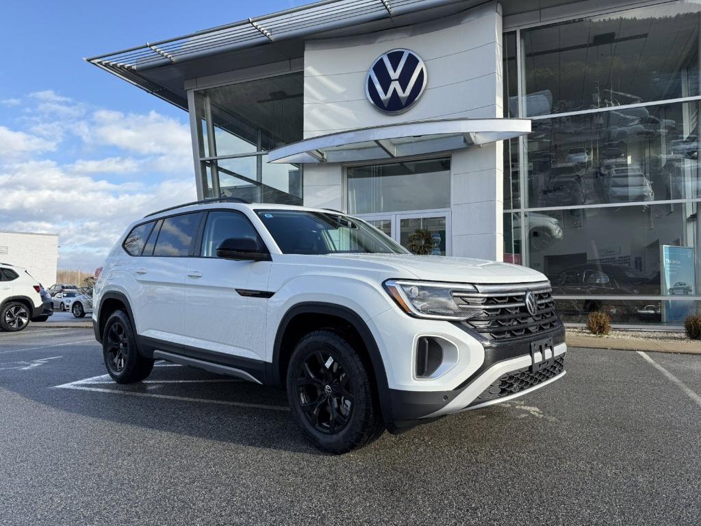 new 2025 Volkswagen Atlas car, priced at $46,719