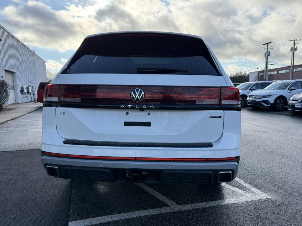 new 2025 Volkswagen Atlas car, priced at $46,719