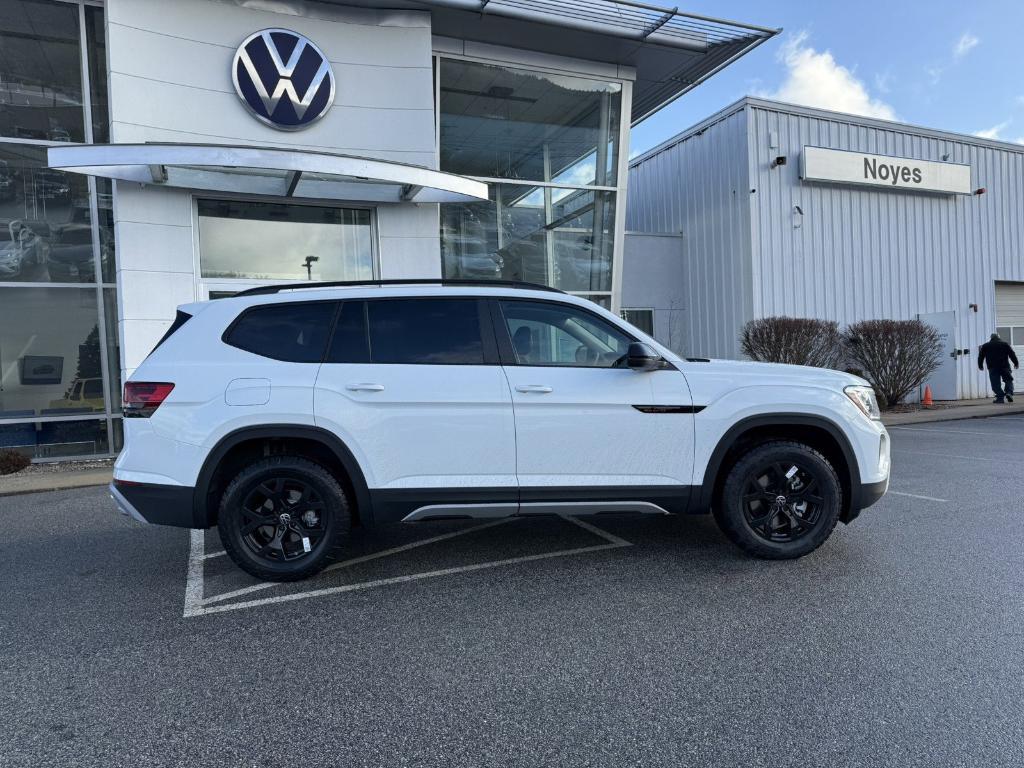 new 2025 Volkswagen Atlas car, priced at $46,719