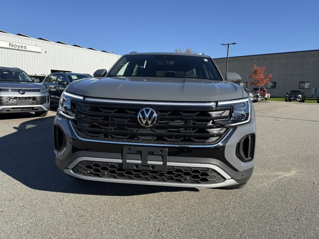 new 2026 Volkswagen Atlas Cross Sport car, priced at $49,067