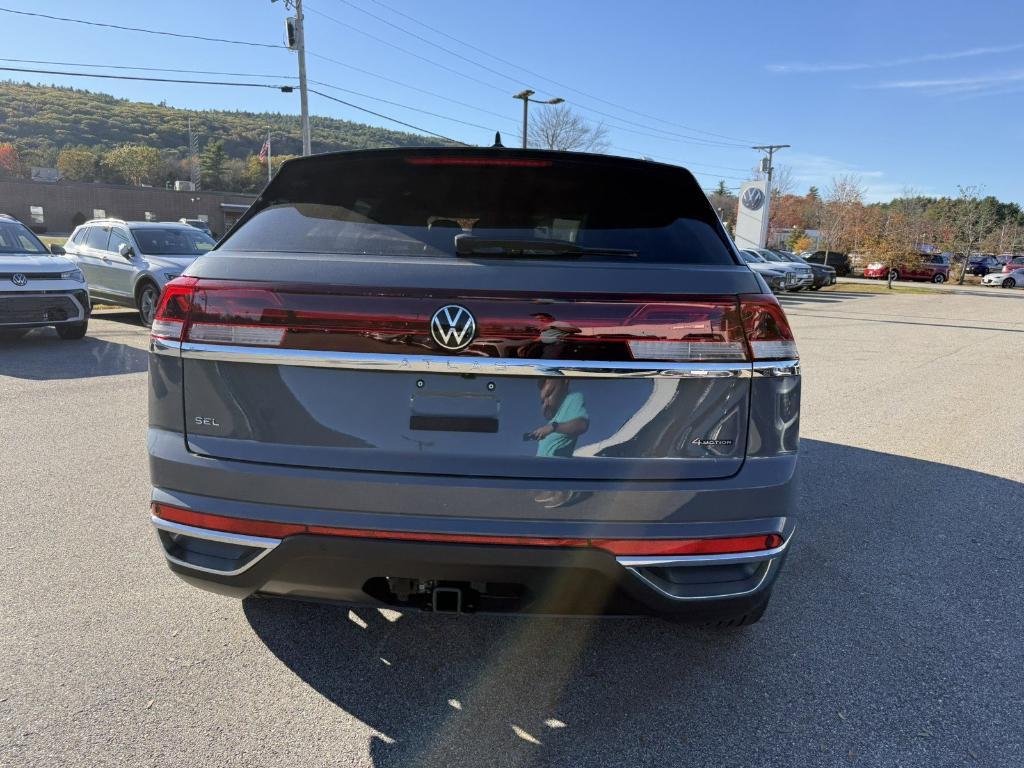new 2026 Volkswagen Atlas Cross Sport car, priced at $49,067