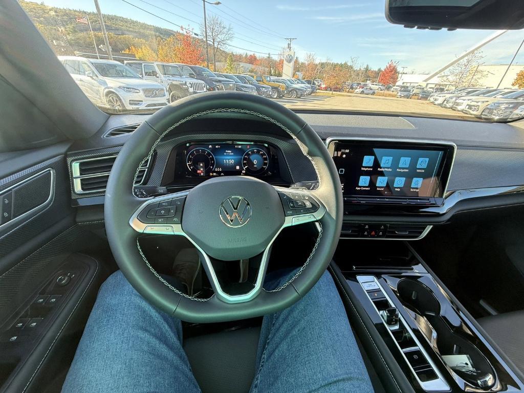 new 2026 Volkswagen Atlas Cross Sport car, priced at $49,067