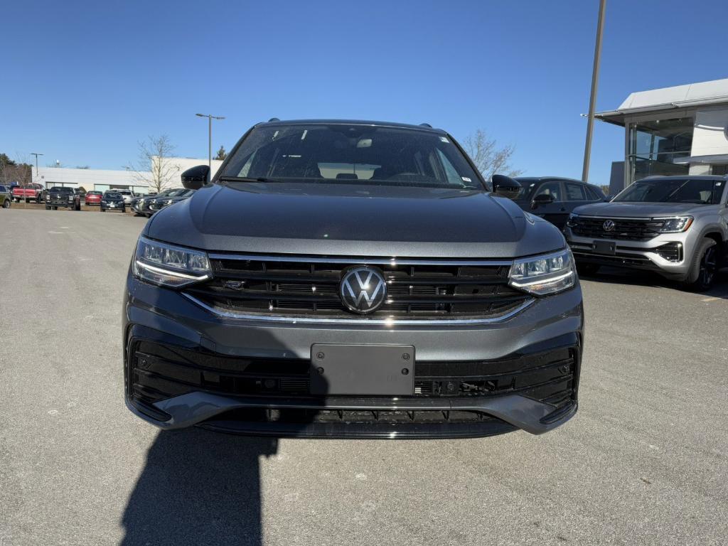 new 2024 Volkswagen Tiguan car, priced at $34,064