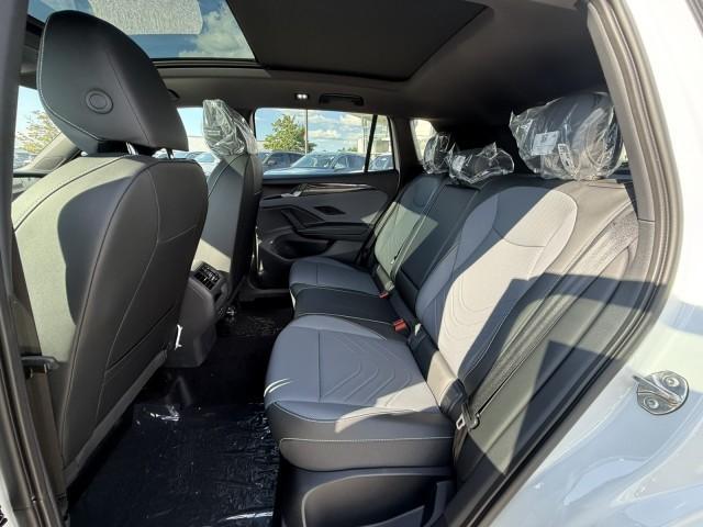 new 2025 Volkswagen Tiguan car, priced at $37,343