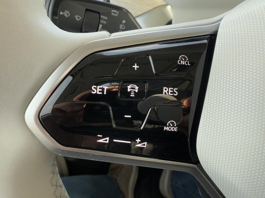 new 2025 Volkswagen ID. Buzz car, priced at $69,842
