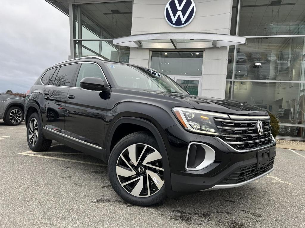 new 2024 Volkswagen Atlas car, priced at $43,201