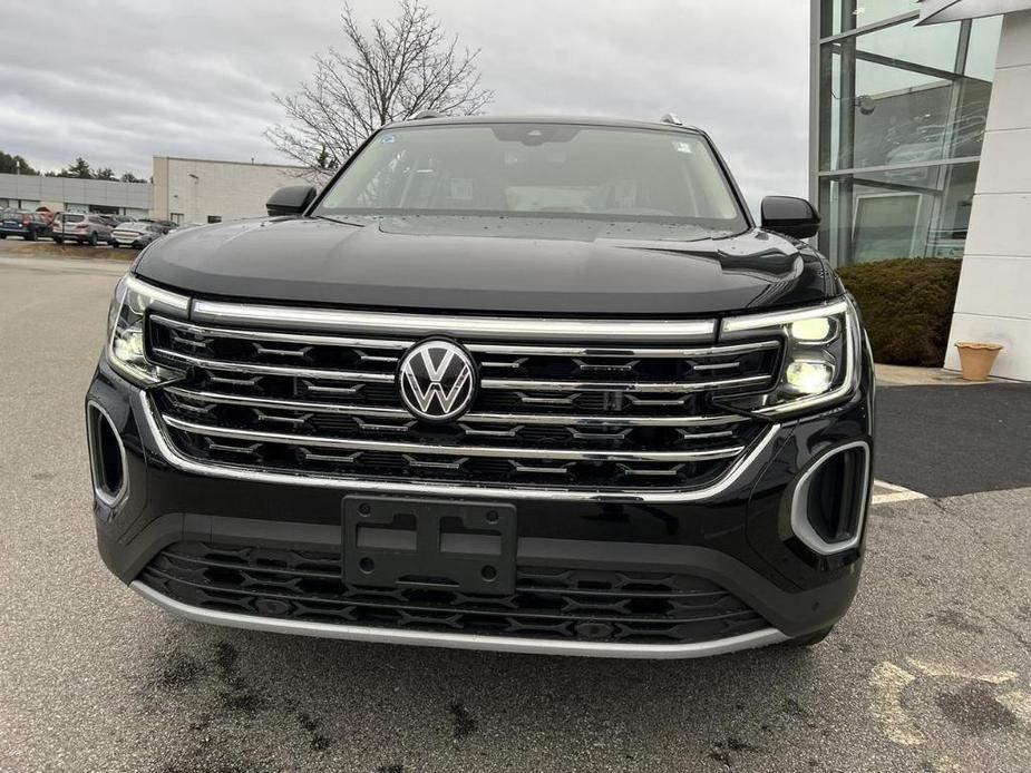 new 2024 Volkswagen Atlas car, priced at $43,201